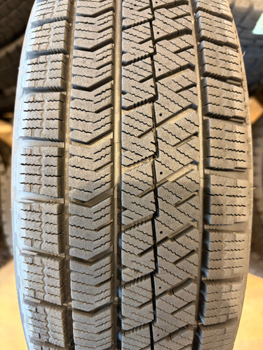 T-235 ブリヂストン スタッドレス ﾌﾞﾘｻﾞｯｸ　VRX2 155/65Ｒ14