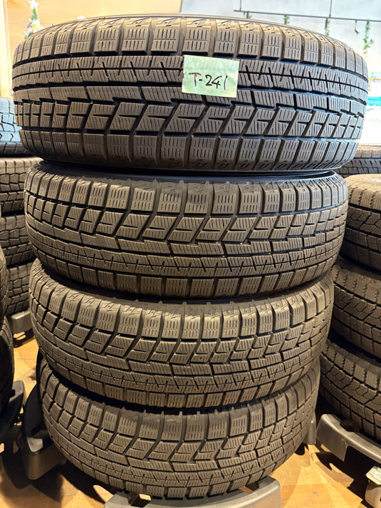 T-241 ヨコハマ スタッドレス ｱｲｽｶﾞｰﾄﾞ　IG60 175/65Ｒ14