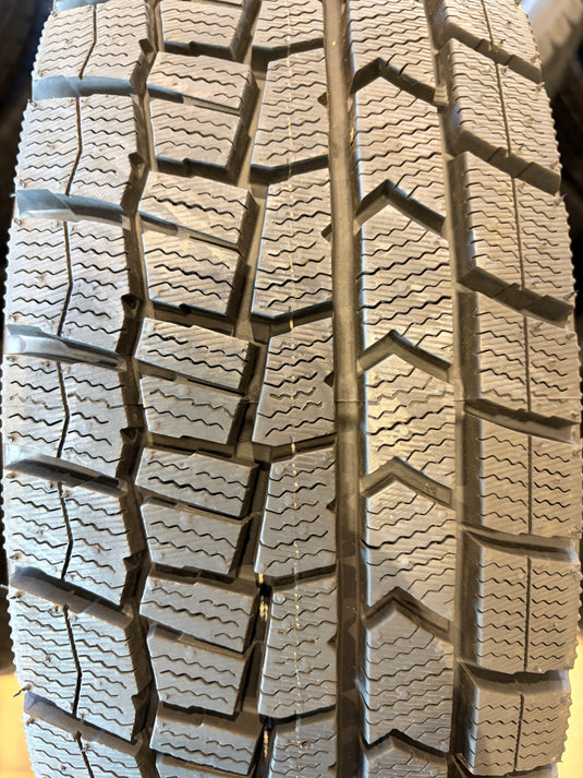 T-243 ダンロップ スタッドレス ｳｨﾝﾀｰﾏｯｸｽ　WM02 175/65Ｒ15
