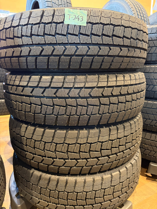 T-243 ダンロップ スタッドレス ｳｨﾝﾀｰﾏｯｸｽ　WM02 175/65Ｒ15