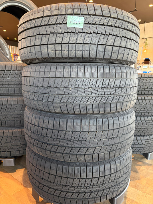 T-247 ダンロップ スタッドレス ｳｨﾝﾀｰﾏｯｸｽ　WM03 215/55Ｒ16