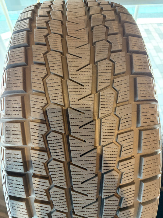 T-257 ヨコハマ スタッドレス ｱｲｽｶﾞｰﾄﾞ　G075 285/60Ｒ18