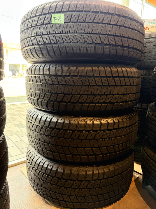 T-259 ブリヂストン スタッドレス ﾌﾞﾘｻﾞｯｸ　DM-V3 235/50Ｒ20