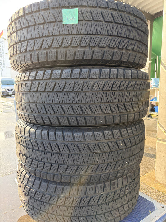 T-262 ブリヂストン スタッドレス ﾌﾞﾘｻﾞｯｸ　DM-V3 265/70Ｒ15