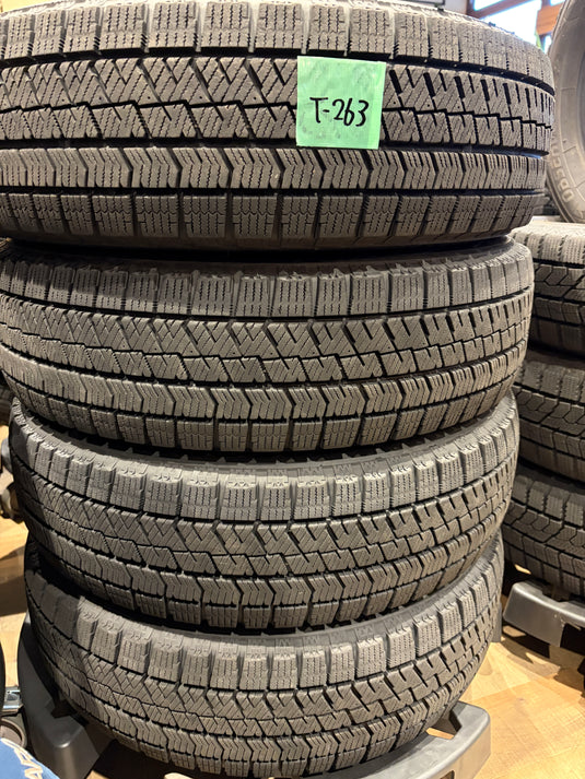 T-263 ブリヂストン スタッドレス ﾌﾞﾘｻﾞｯｸ　VRX2 165/70Ｒ14