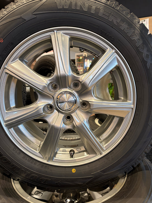 F15-0080 ダンロップ スタッドレス ｳｨﾝﾀｰﾏｯｸｽ　WM02 195/65Ｒ15