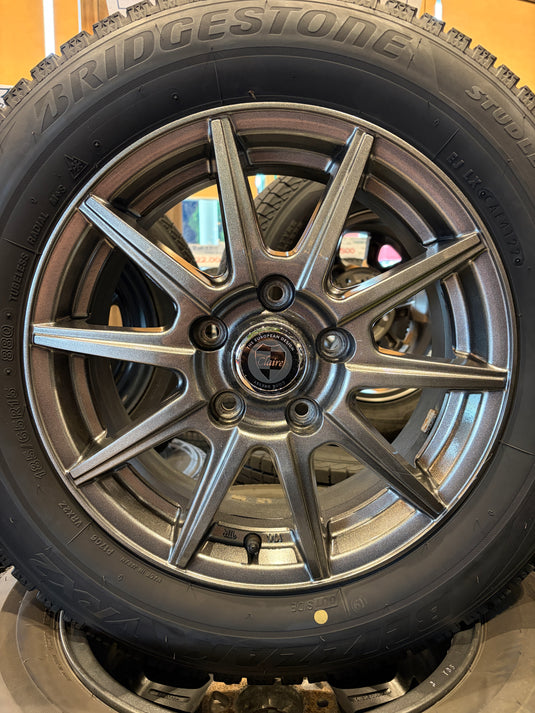 F15-0083 ブリヂストン スタッドレス ﾌﾞﾘｻﾞｯｸ　VRX3 175/65Ｒ15