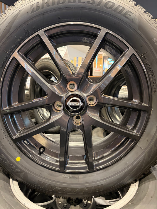 F16-0056 ブリヂストン スタッドレス ﾌﾞﾘｻﾞｯｸ　VRX2 195/60Ｒ16