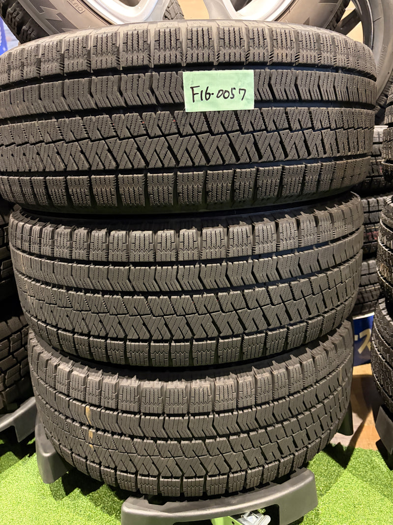 ギャラリービューアに画像をロードする, F16-0057 ブリヂストン スタッドレス ﾌﾞﾘｻﾞｯｸ　VRX2 195/55Ｒ16
