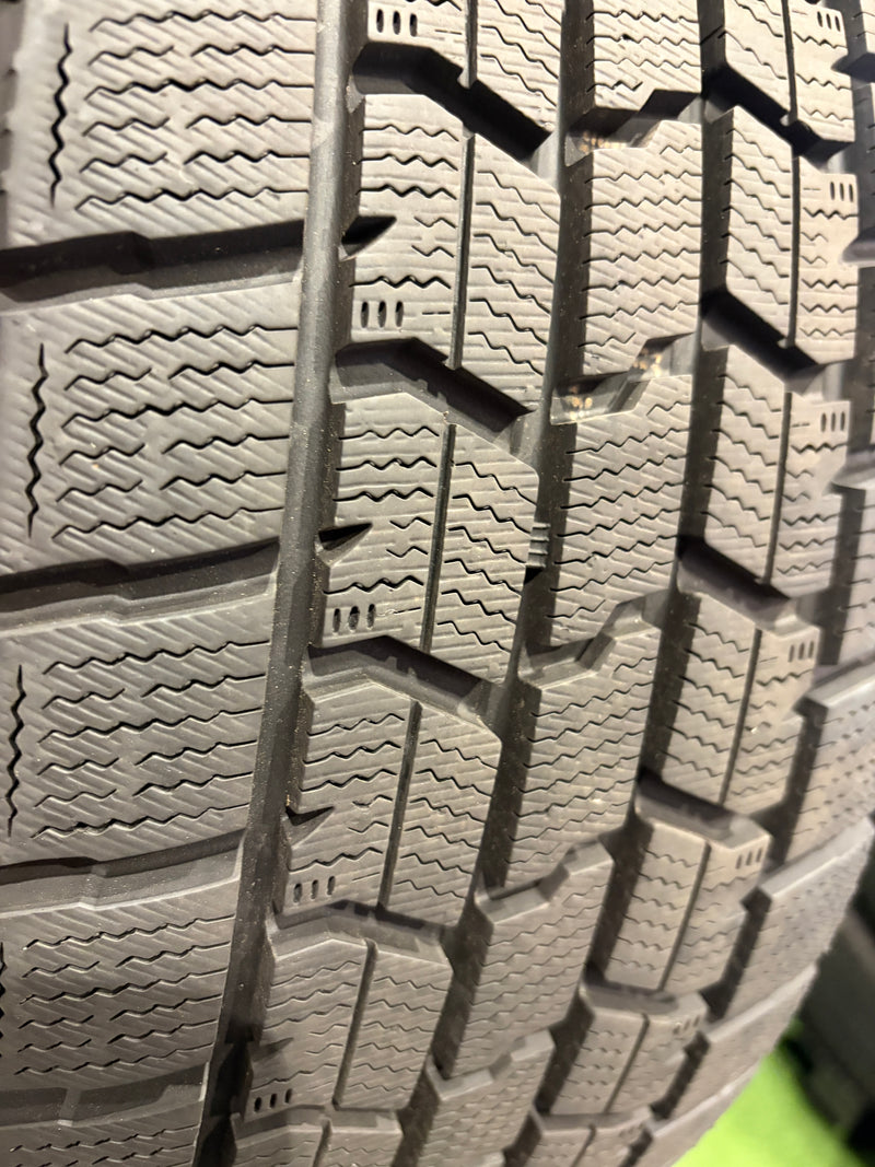 ギャラリービューアに画像をロードする, F16-0058 グッドイヤー スタッドレス ｱｲｽﾅﾋﾞ7 205/55Ｒ16
