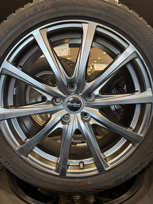 SUV-0068 トーヨー スタッドレス ｳｨﾝﾀｰﾄﾗﾝﾊﾟｽ　T/X 215/50Ｒ18