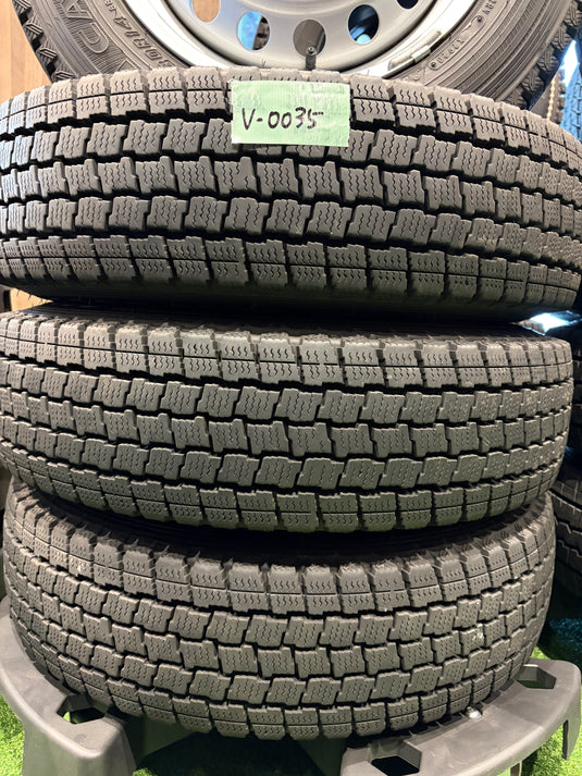 V-0035 グッドイヤー スタッドレス ｱｲｽﾅﾋﾞ　ｶｰｺﾞ 155/80Ｒ14
