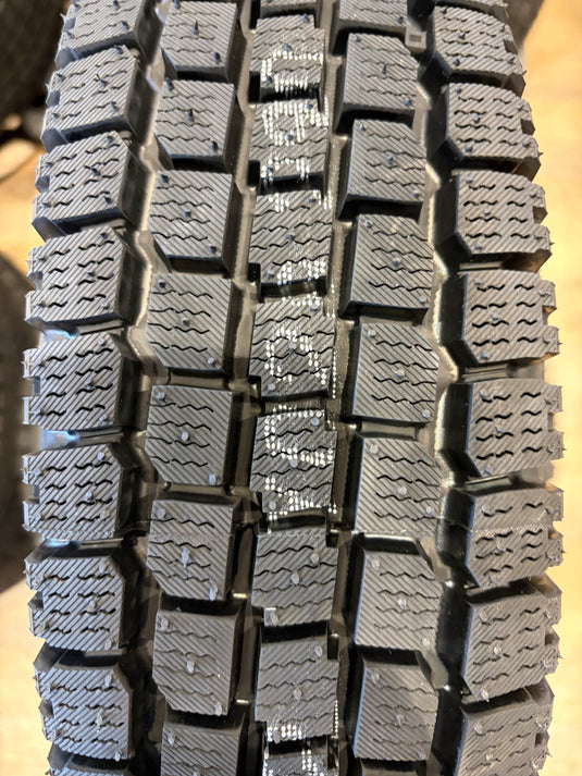T-246ヨコハマSY01145/80Ｒ12スタッドレス