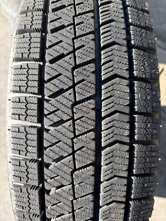 F14-0047 ブリヂストン ﾌﾞﾘｻﾞｯｸ　VRX2 165/65Ｒ14 スタッドレス ﾀﾝｸ、ﾙｰﾐｰ