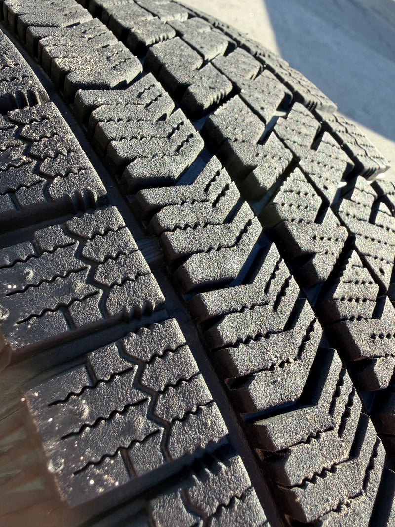 ギャラリービューアに画像をロードする, F14-0047 ブリヂストン ﾌﾞﾘｻﾞｯｸ　VRX2 165/65Ｒ14 スタッドレス ﾀﾝｸ、ﾙｰﾐｰ
