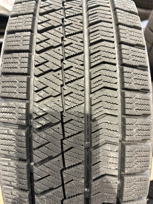 T-270 ブリヂストン スタッドレス ﾌﾞﾘｻﾞｯｸ　VRX2 185/65Ｒ15