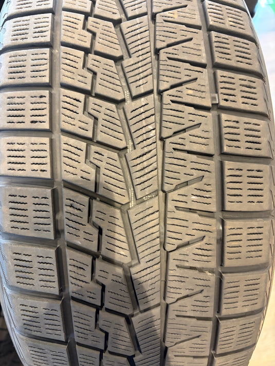 T-275ヨコハマｱｲｽｶﾞｰﾄﾞ　IG70205/50Ｒ17スタッドレス