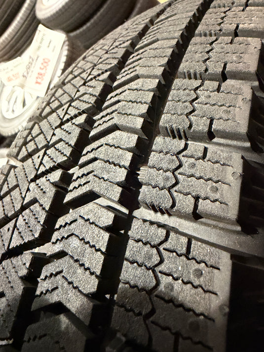 K15-0042 ブリヂストン ﾌﾞﾘｻﾞｯｸ　VRX2 165/65Ｒ15 スタッドレス ﾀﾌﾄ