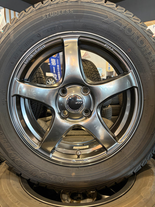 F15-0088 ヨコハマ ｱｲｽｶﾞｰﾄﾞ　IG52C 185/65Ｒ15 スタッドレス ｱｸｱ、ﾉｰﾄ