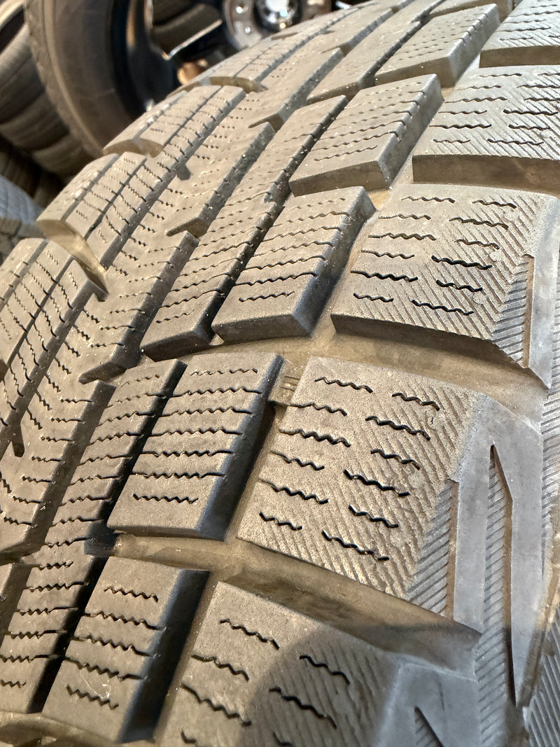 ギャラリービューアに画像をロードする, F15-0088 ヨコハマ ｱｲｽｶﾞｰﾄﾞ　IG52C 185/65Ｒ15 スタッドレス ｱｸｱ、ﾉｰﾄ
