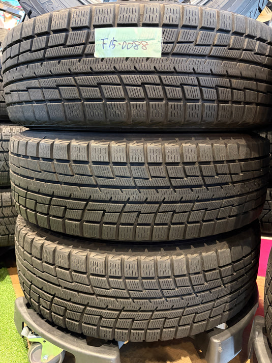 F15-0088 ヨコハマ ｱｲｽｶﾞｰﾄﾞ　IG52C 185/65Ｒ15 スタッドレス ｱｸｱ、ﾉｰﾄ