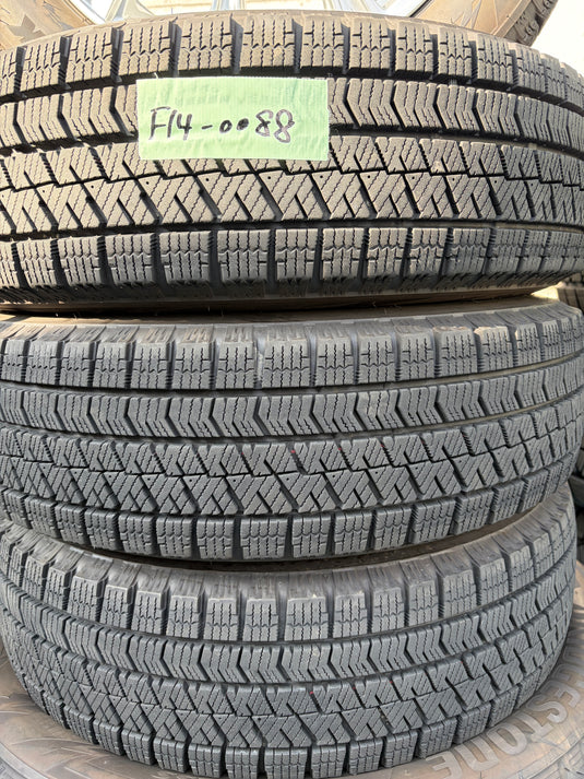 K14-0088 ブリヂストン ﾌﾞﾘｻﾞｯｸ　VRX2 155/65Ｒ14 スタッドレス 軽自動車etc