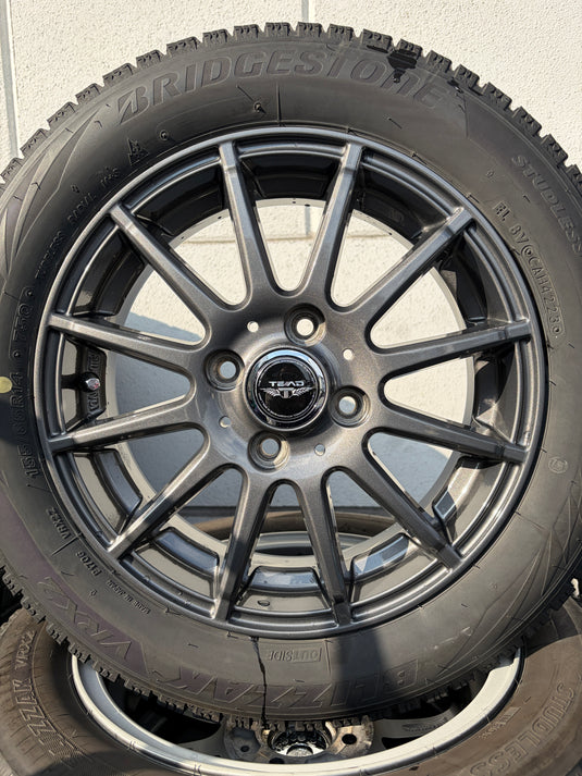 K14-0090 ブリヂストン ﾌﾞﾘｻﾞｯｸ　VRX2 155/65Ｒ14 スタッドレス 軽自動車etc