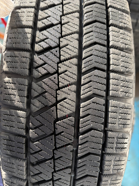 K14-0090 ブリヂストン ﾌﾞﾘｻﾞｯｸ　VRX2 155/65Ｒ14 スタッドレス 軽自動車etc