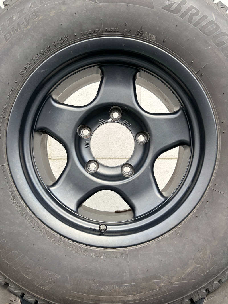 ギャラリービューアに画像をロードする, SUV-0077 ブリヂストン ﾌﾞﾘｻﾞｯｸ　DM-V3 265/70Ｒ16 スタッドレス ﾗﾝｸﾙ70
