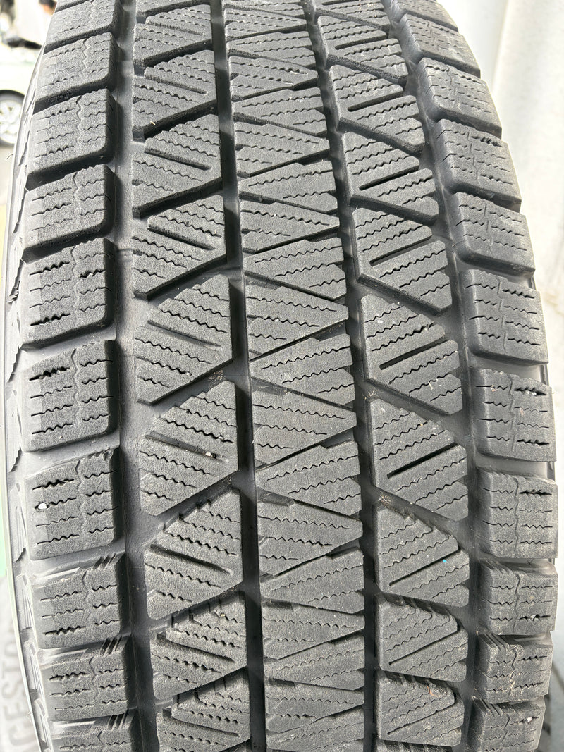 ギャラリービューアに画像をロードする, SUV-0077 ブリヂストン ﾌﾞﾘｻﾞｯｸ　DM-V3 265/70Ｒ16 スタッドレス ﾗﾝｸﾙ70
