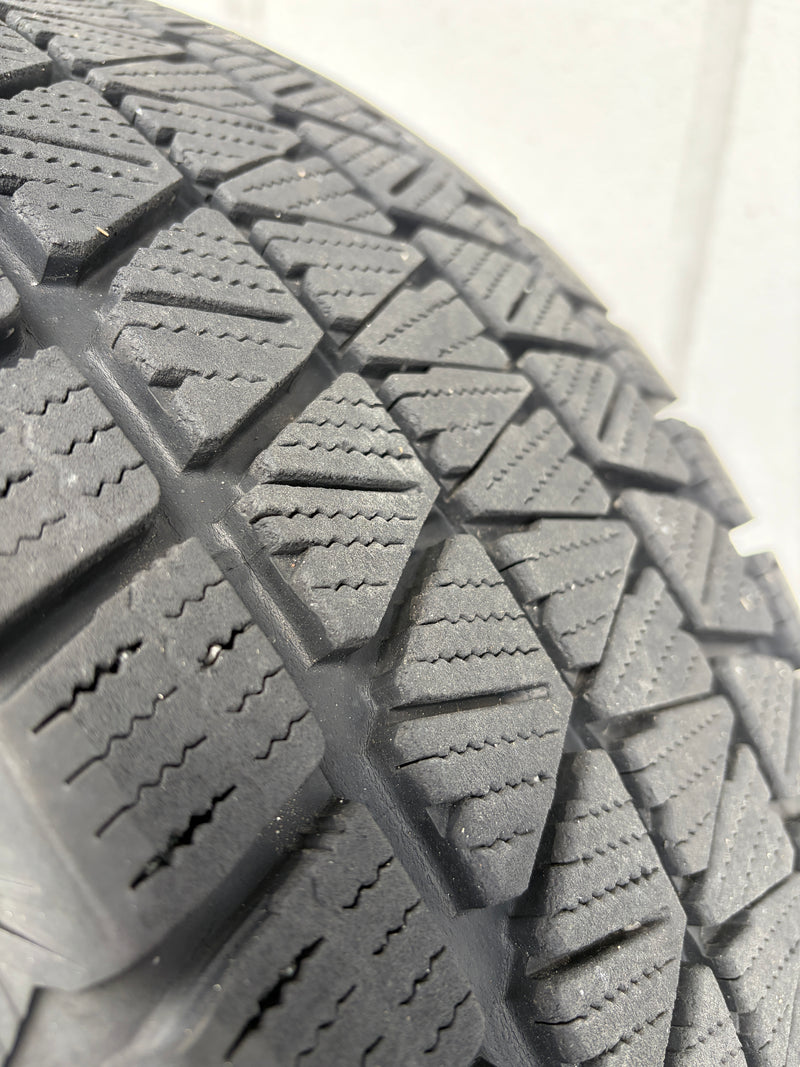 ギャラリービューアに画像をロードする, SUV-0077 ブリヂストン ﾌﾞﾘｻﾞｯｸ　DM-V3 265/70Ｒ16 スタッドレス ﾗﾝｸﾙ70
