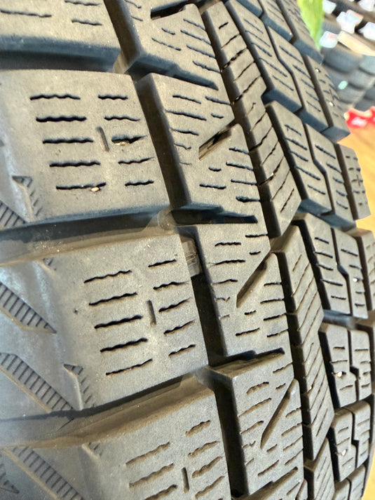 K14-0093 ヨコハマ ｱｲｽｶﾞｰﾄﾞ　IG70 155/65Ｒ14 スタッドレス 軽自動車etc