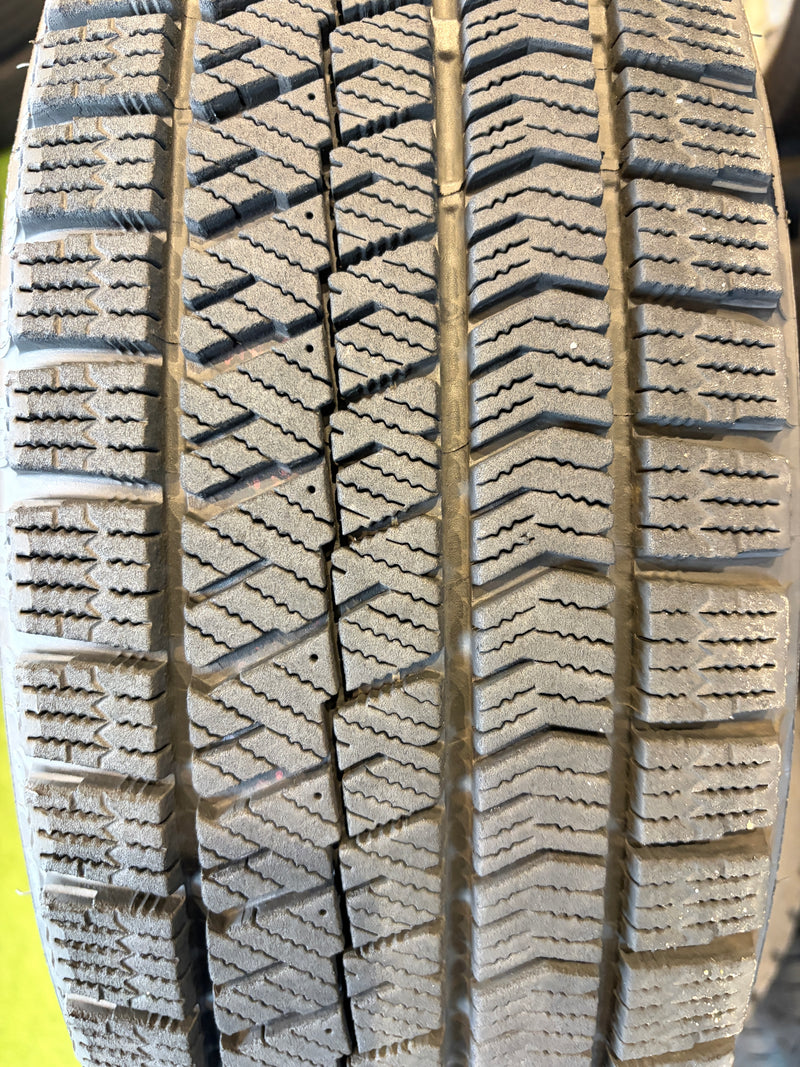 ギャラリービューアに画像をロードする, F15-0094 ブリヂストン ﾌﾞﾘｻﾞｯｸ　VRX2 185/65Ｒ15 スタッドレス 10系ｼｴﾝﾀ
