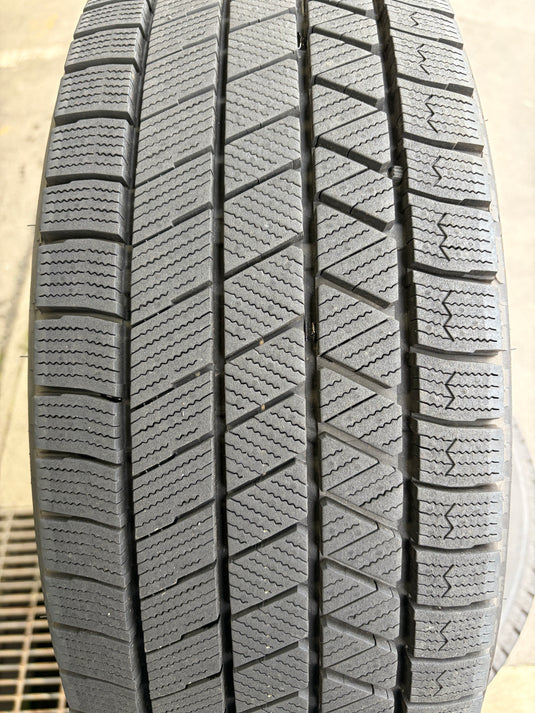 F16-0065 ブリヂストン ﾌﾞﾘｻﾞｯｸ　VRX3 205/65R16 スタッドレス ﾔﾘｽｸﾛｽ