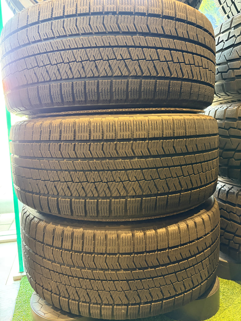 ギャラリービューアに画像をロードする, F18-0014 ブリヂストン ﾌﾞﾘｻﾞｯｸ　VRX2 245/40R18 スタッドレス WRX
