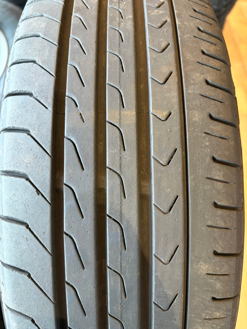 ギャラリービューアに画像をロードする, F15-0096 ヨコハマ ﾌﾞﾙｰｱｰｽRV　RV03ck 175/65R15 夏タイヤ ﾎﾟﾙﾃ、ｱｸｱ

