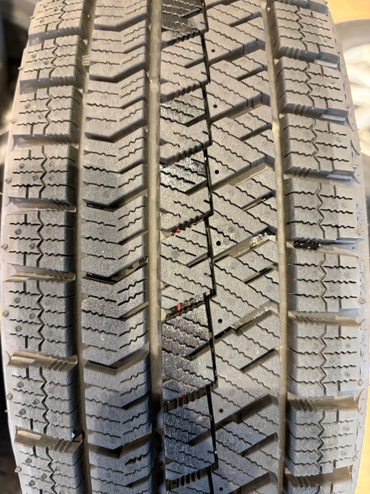 K14-0101 ブリヂストン ﾌﾞﾘｻﾞｯｸ　VRX2 155/65R14 スタッドレス 軽自動車etc