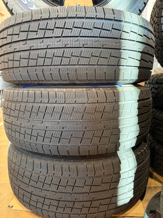 SUV-0081 海外製 GRIP ICE X SUV 265/65R18 スタッドレス ﾗﾝｸﾙ250、ﾗﾝｸﾙ300