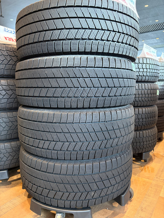 T-341ブリヂストンﾌﾞﾘｻﾞｯｸVRX3215/55R16スタッドレス