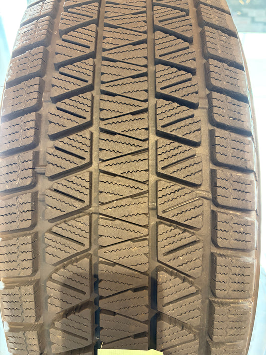 T-346ブリヂストンﾌﾞﾘｻﾞｯｸDM-V3265/65R18スタッドレス