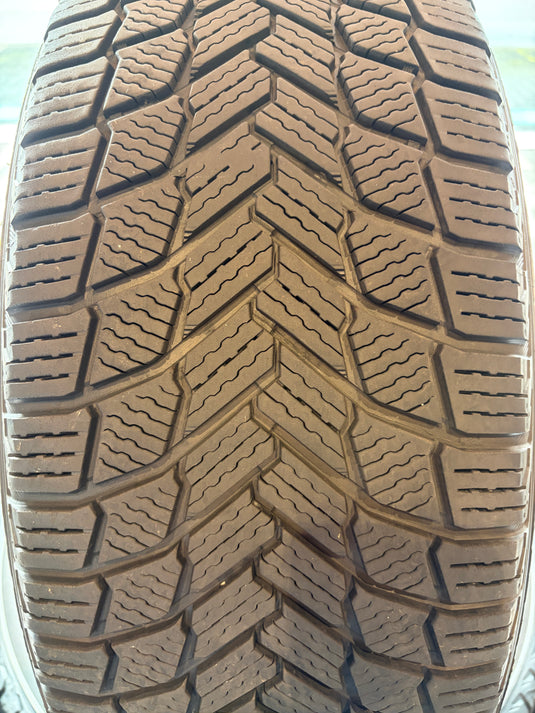 T-348ミシュランX-ICE SNOW225/55R19スタッドレス