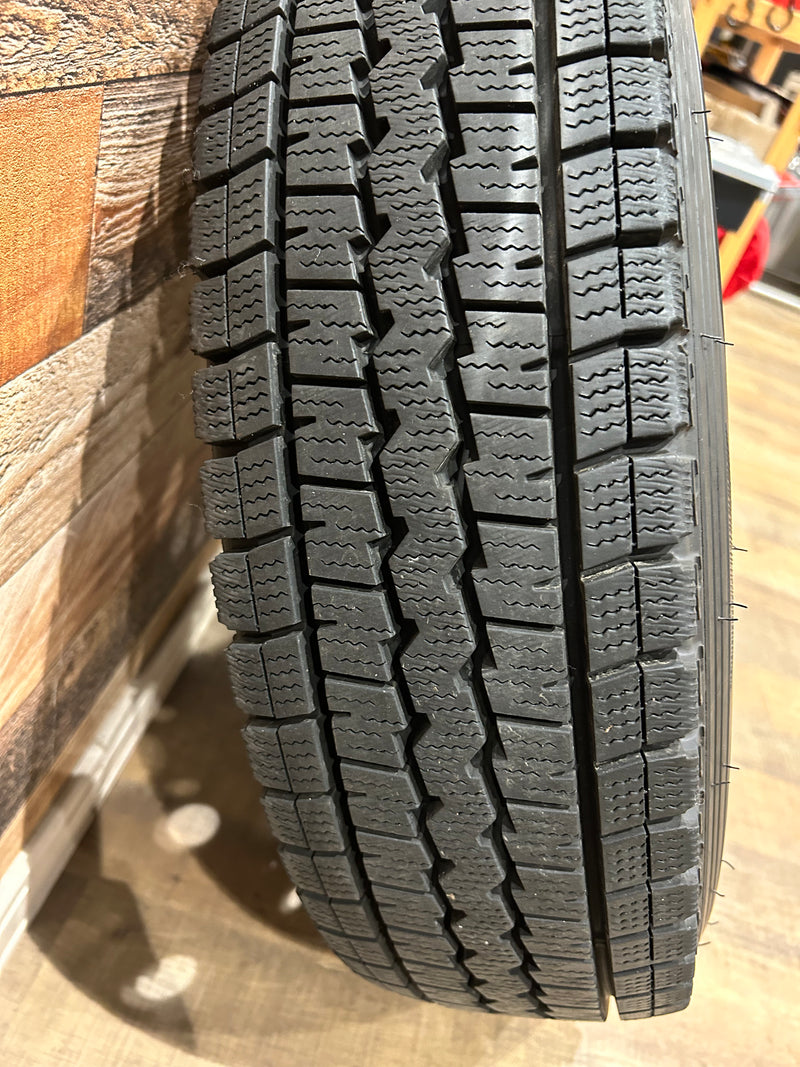 ギャラリービューアに画像をロードする, V-0001 ダンロップ　ﾁﾗｼ スタッドレス ｳｨﾝﾀｰﾏｯｸｽ　SV01 165Ｒ14　6Ｐ
