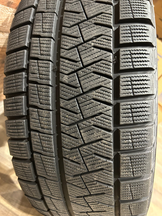 F17-0001ピレリ　アイスゼロアシンメトリコ＋　225/45R17