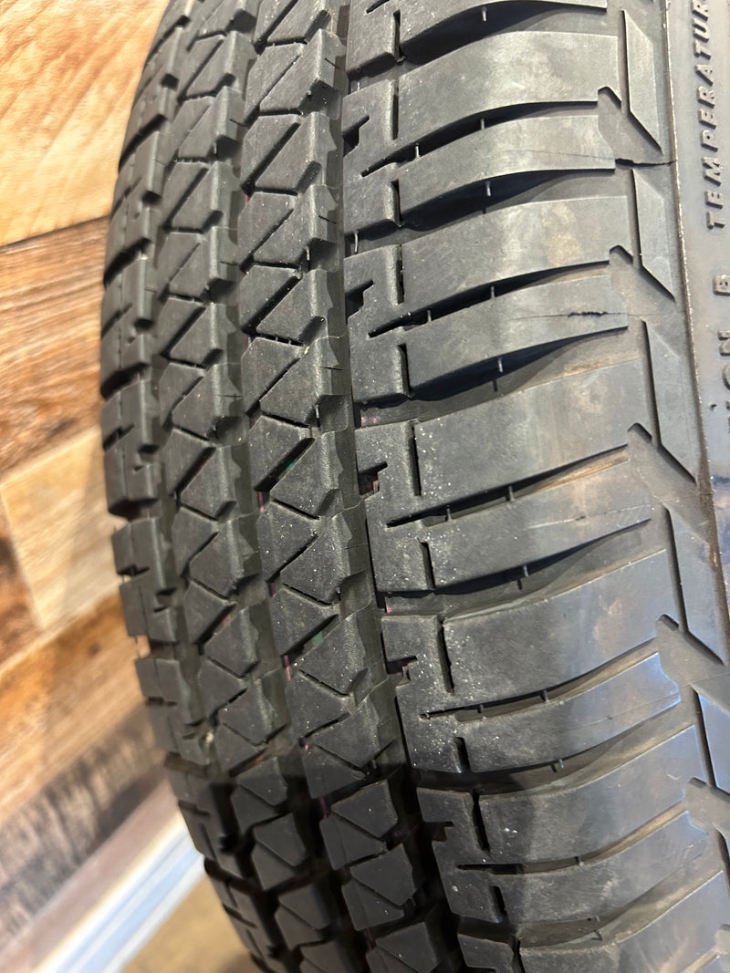 ギャラリービューアに画像をロードする, SUV-0004 ブリヂストン 夏タイヤ ﾃﾞｭｰﾗｰ　H/T864Ⅱ 195/80Ｒ15
