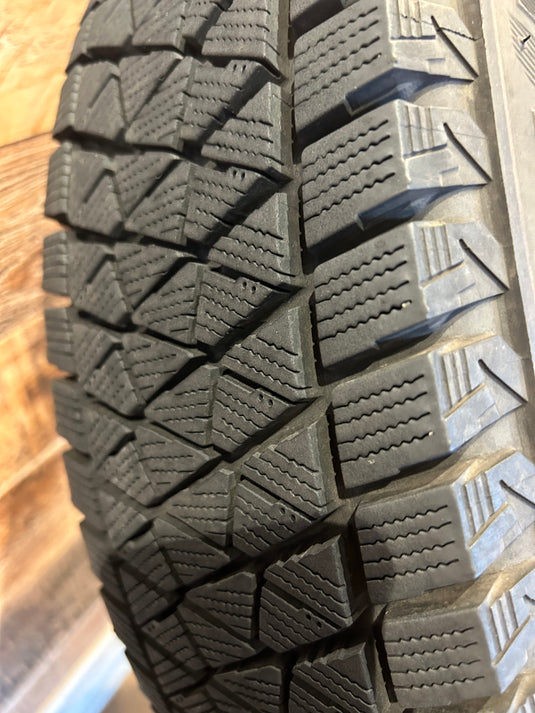 K15-0003ブリヂストン　ブリザックDM-V2　175/80Ｒ16