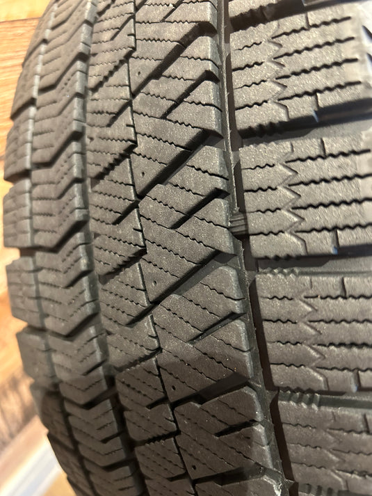 F16-0003ブリジストン　ブリザックＶＲＸ2　185/55Ｒ16