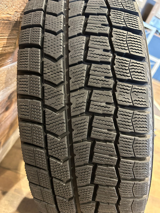 F15-0009ダンロップ　ウィンターマックスＷＭ02　195/65Ｒ15