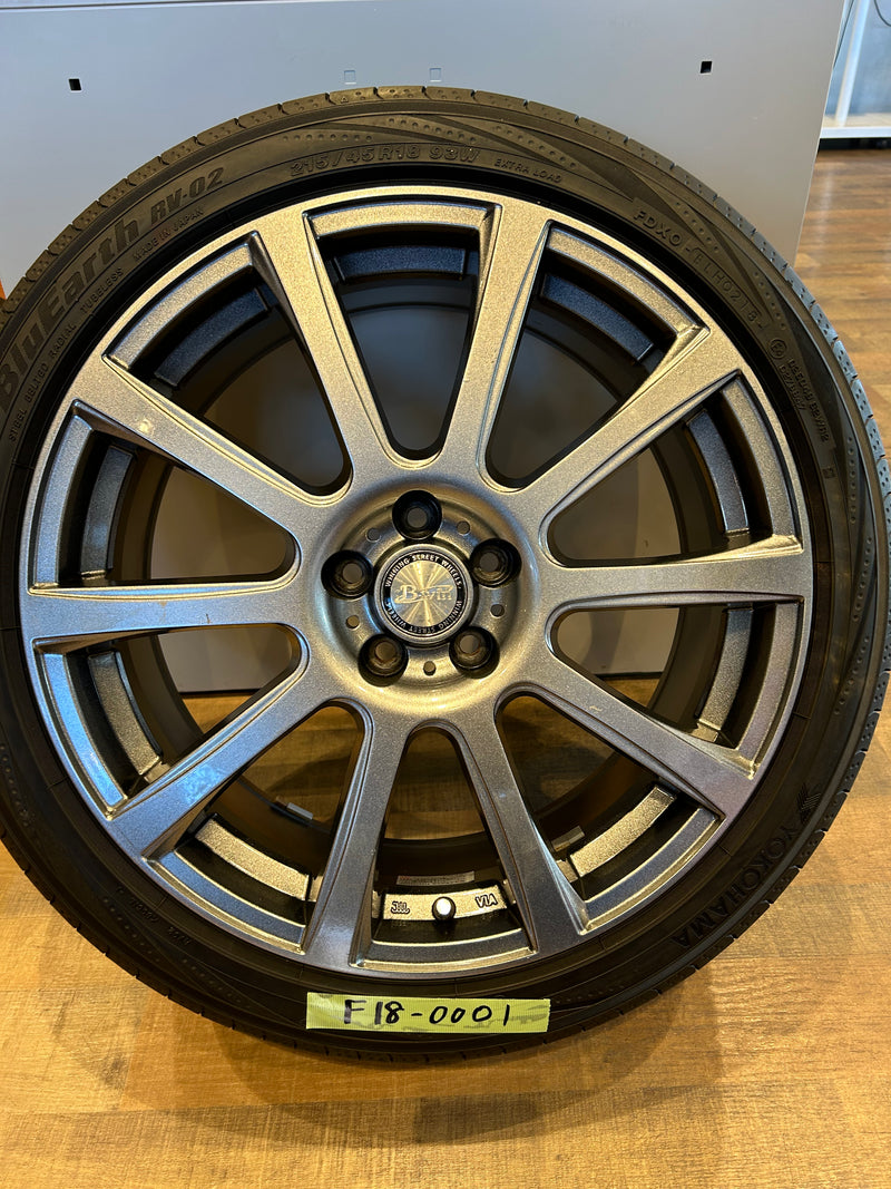 ギャラリービューアに画像をロードする, F18-0001 ヨコハマ 夏タイヤ ブルーアースRV-02 215/45Ｒ18
