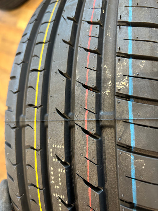 F15-0035輸入タイヤROCK555195/65Ｒ15夏タイヤ