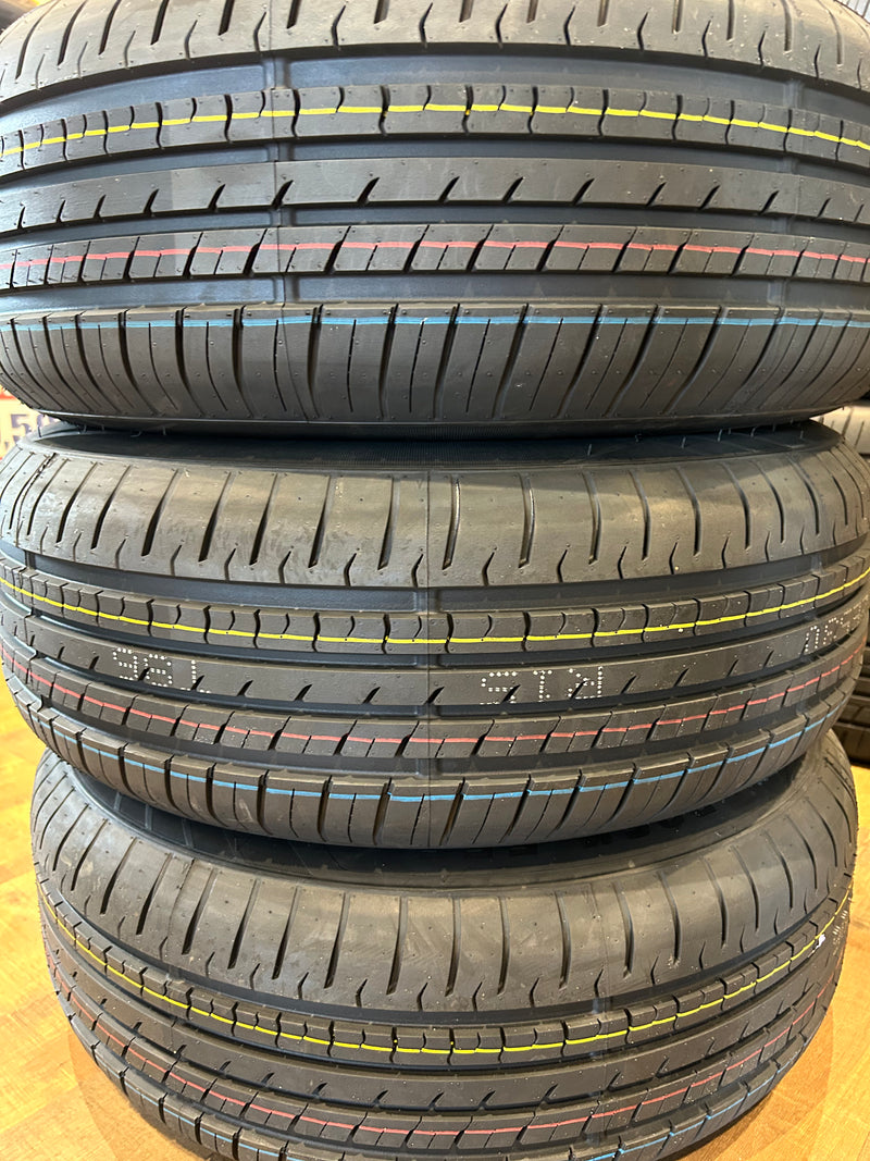 ギャラリービューアに画像をロードする, F15-0035輸入タイヤROCK555195/65Ｒ15夏タイヤ
